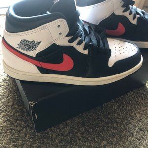 Air Jordan 1 Mid Retro Black Chile Red White